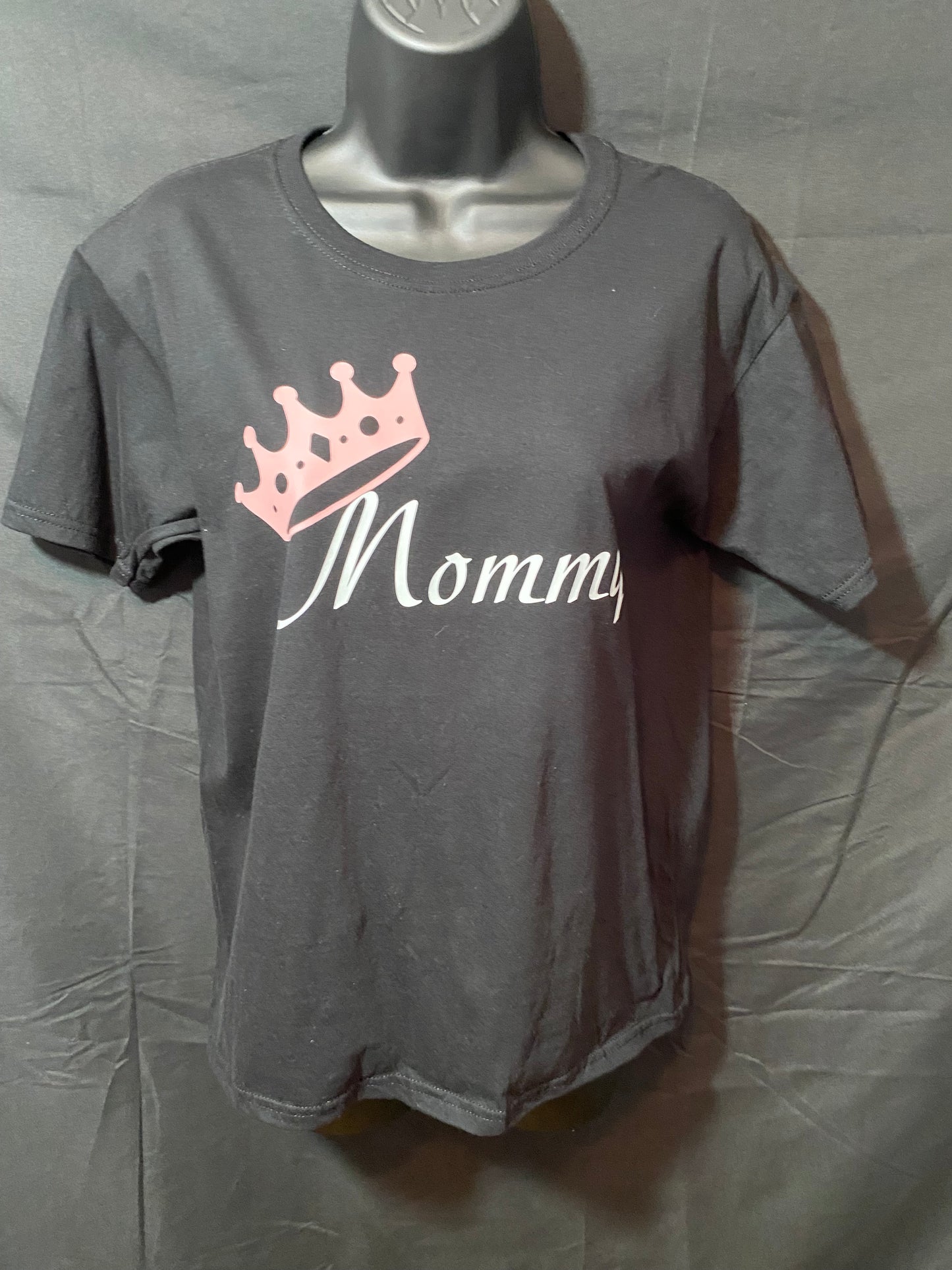 Women and Children Matching “Mommy & Mini” Crown Design Two Piece Shirt Set