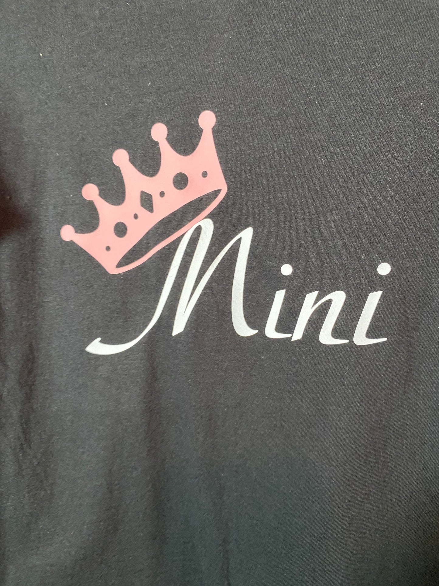 Women and Children Matching “Mommy & Mini” Crown Design Two Piece Shirt Set