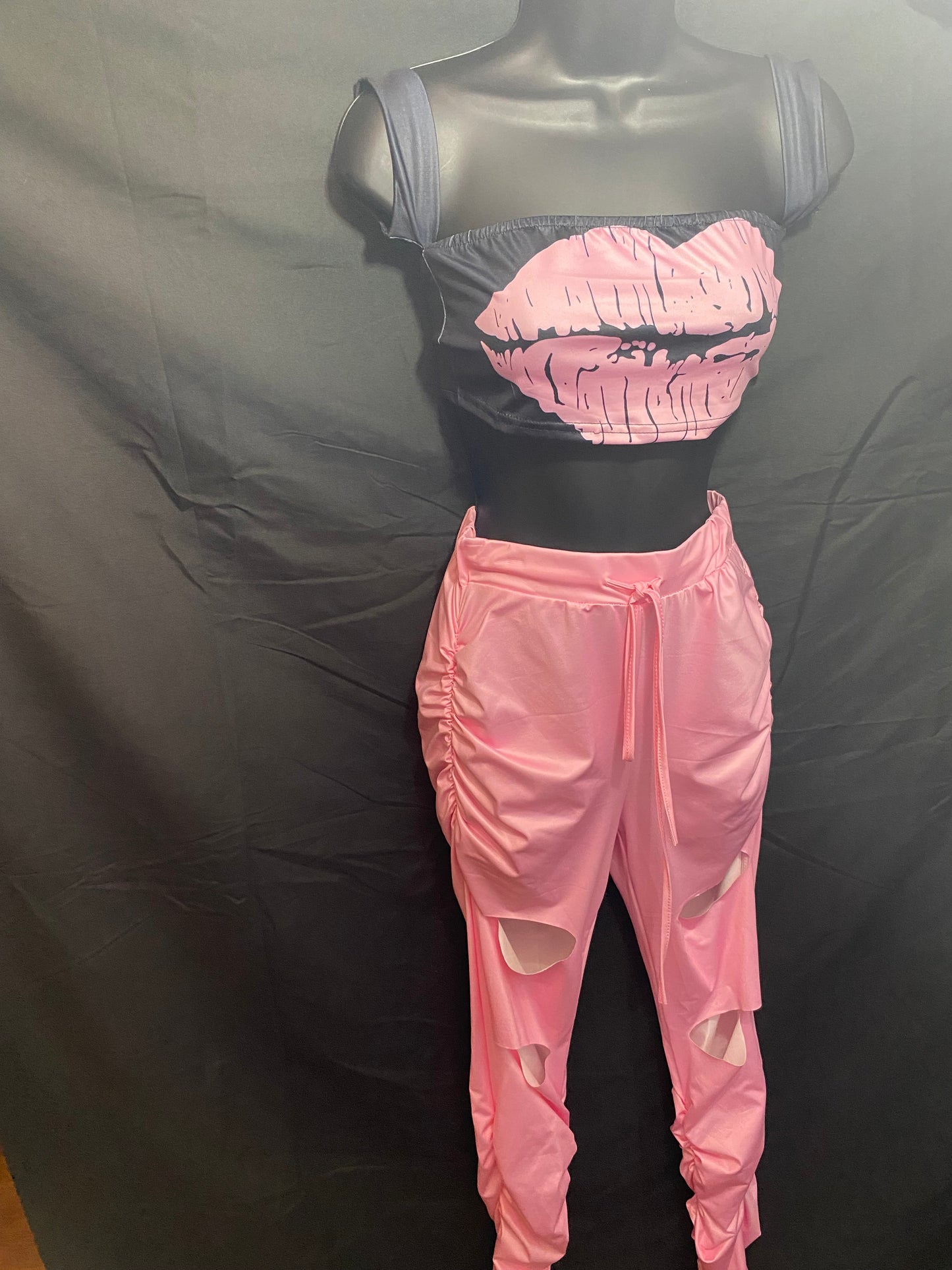 Dynasty Kiss Me Set | Crop Top & Wide Leg Pants Set