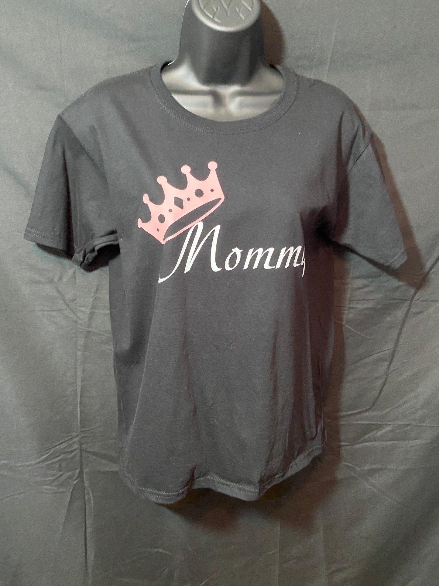 Women and Children Matching “Mommy & Mini” Crown Design Two Piece Shirt Set