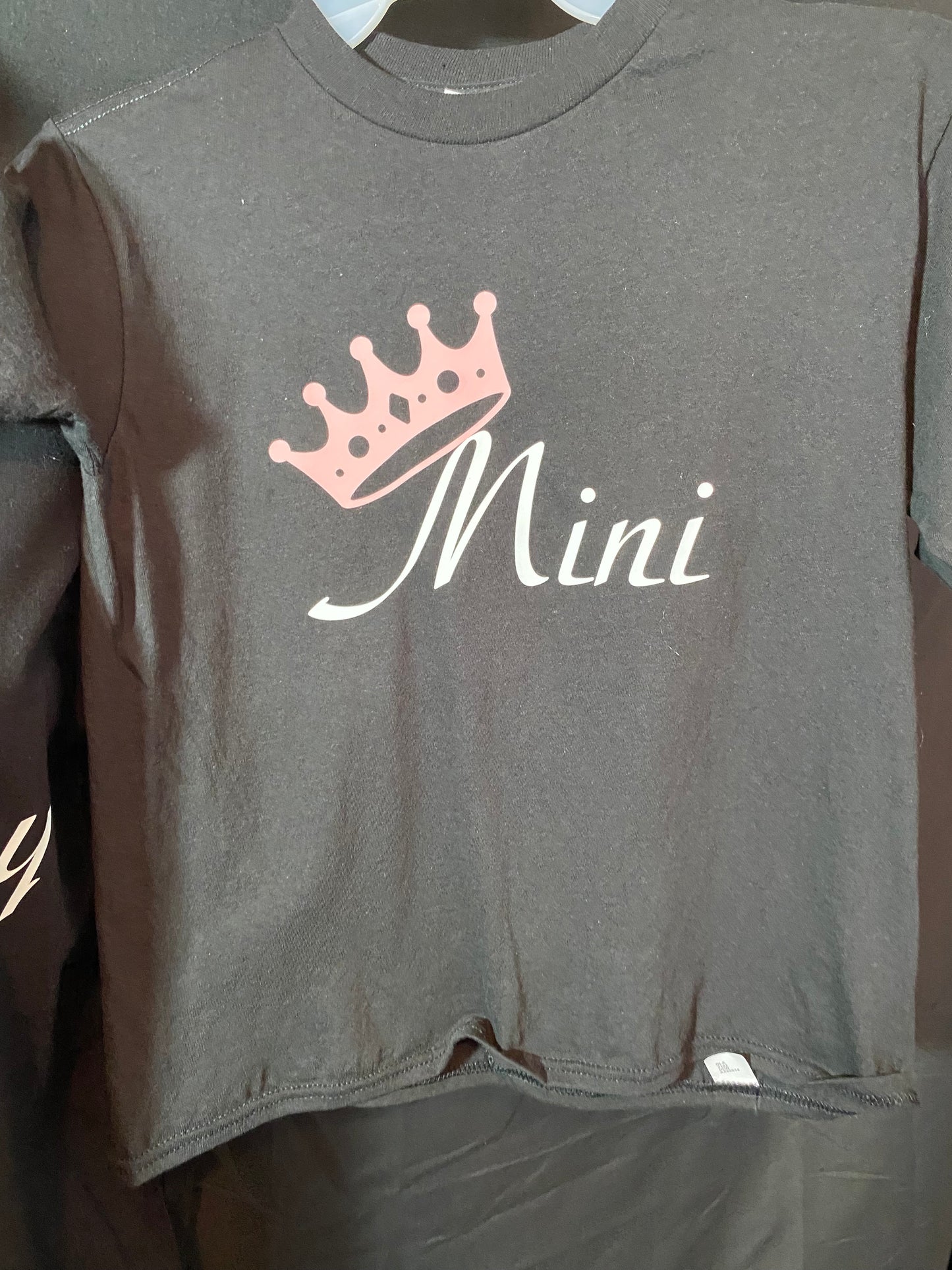 Women and Children Matching “Mommy & Mini” Crown Design Two Piece Shirt Set
