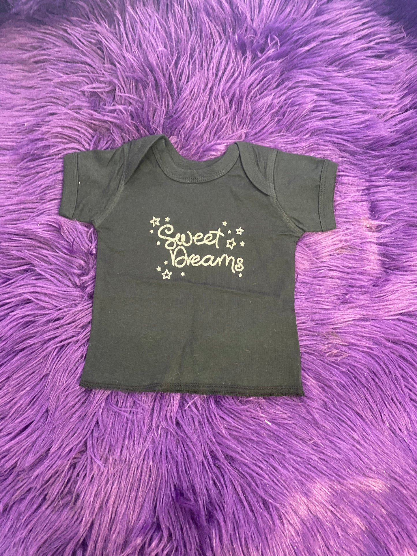 “Sweet Dreams” Baby T-shirt