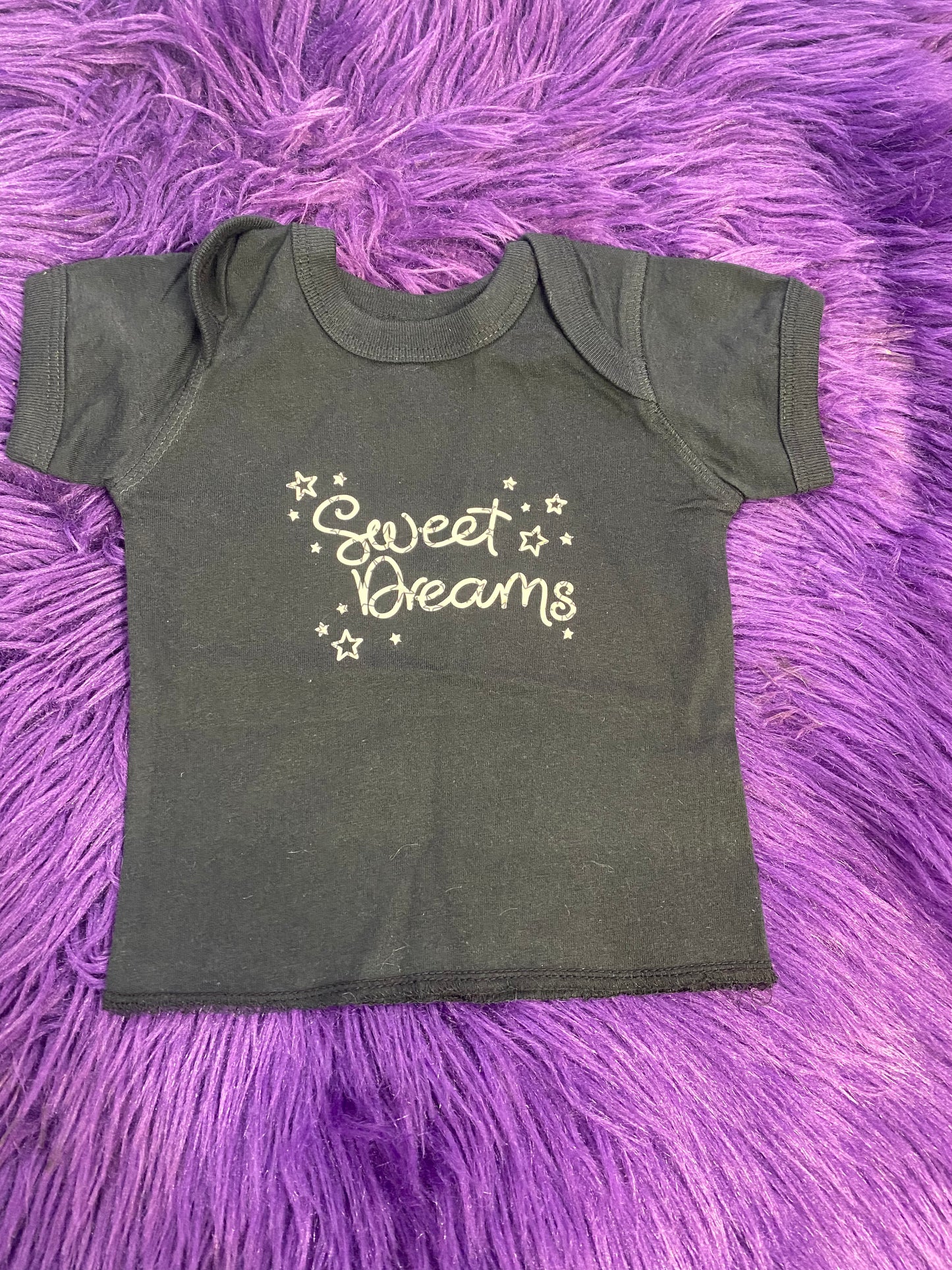 “Sweet Dreams” Baby T-shirt